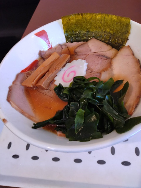 「塩肉ラーメン」@らあめん こもん 鳥浜店の写真