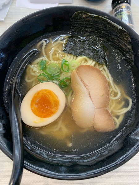 「厳選素材の貝節塩ラーメン」@はま寿司 草加花栗店の写真