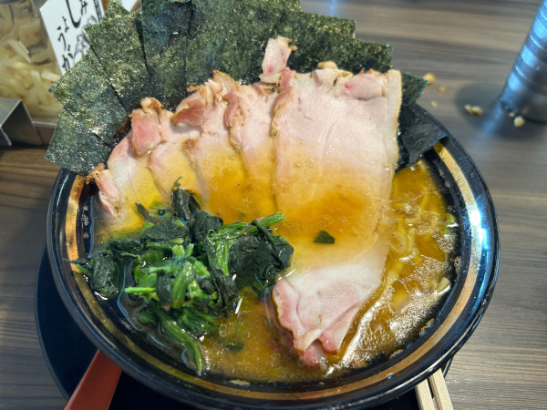 「チャーシューメン　チャーシュー増し　のり　カタコイオオ」@家系ラーメン がくの写真