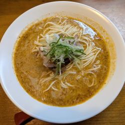 たんたん麺   900円