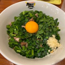 ニラそば　950円