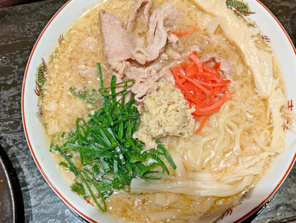 「ダブル生姜の肉そば」@麺酒場 丸勝の写真
