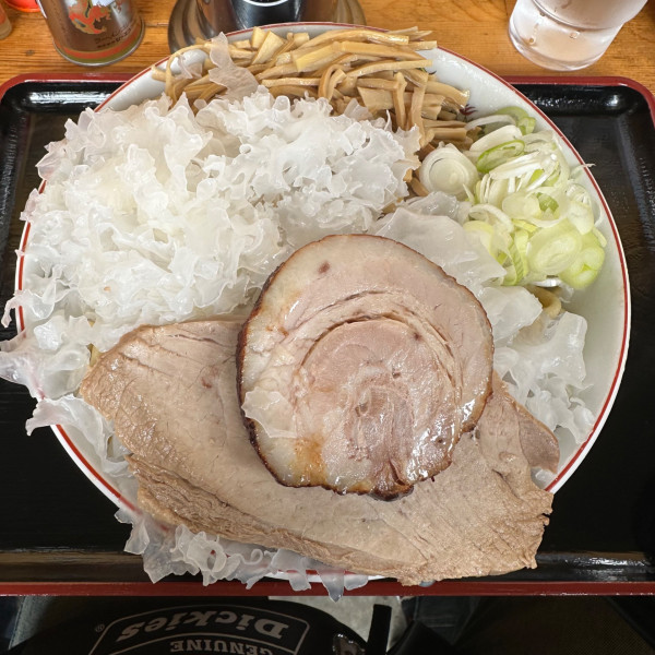 「油そば 特大 メンマ+X100+X200 ¥1,450」@天童製麺の写真