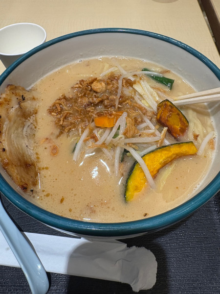 「甲州味噌　炙りチャーシュー1枚付　1300円」@中央自動車道 談合坂SA 上りフードコートの写真