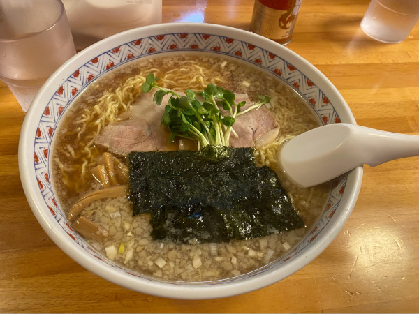 「支那そば（大盛）1,100円」@支那そば 晴弘の写真