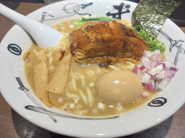 「武任らーめん」@麺屋武蔵 武仁の写真