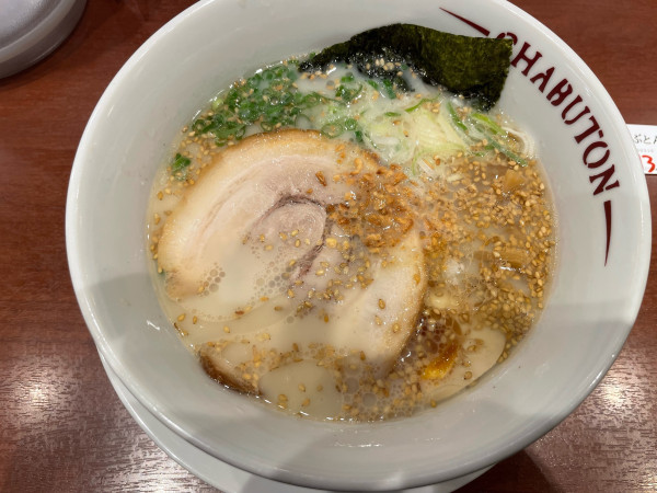 「ちゃぶとんらぁ麺」@ちゃぶ屋 とんこつ らぁ麺 CHABUTON ヨドバシ横浜店の写真