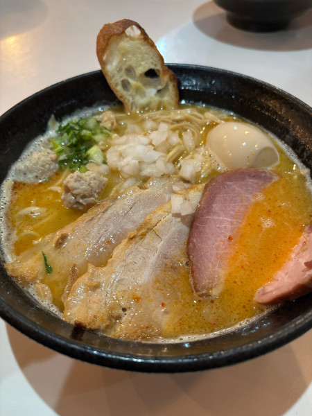 「特製　とりそば　醤油　大盛り」@はりけんラーメンの写真