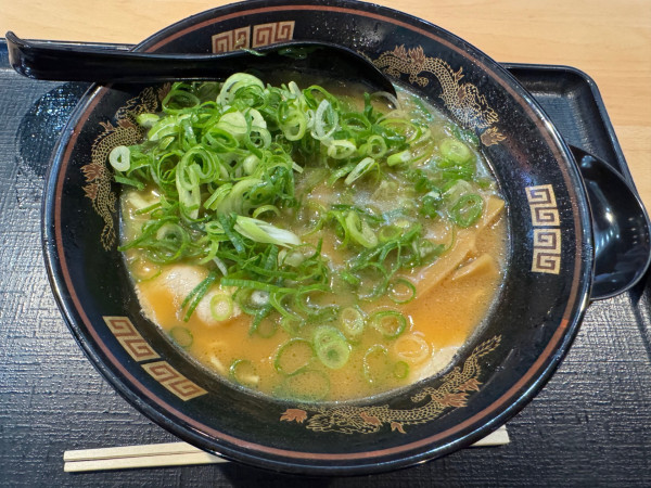 「豚骨しょうゆ」@ラーメン 横綱 刈谷オアシス店の写真