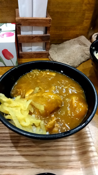 「半カレー丼」@築武士 田町店の写真
