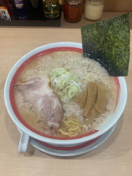 「ラーメン(背脂多め)」@らーめんチャチャまるの写真