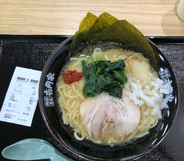 「ラーメン（醤油）950円」@横浜家系ラーメン 壱角家 イトーヨーカドー幕張店の写真