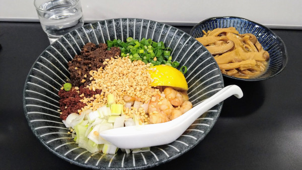 「【限定】新担担麺AB+椎茸とメンマのうま煮」@自家製麺SHINの写真