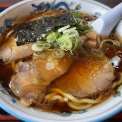 手打ちラーメン