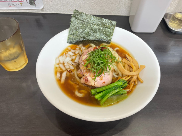 「冷やし（醤油）」@自家製手打ち麺 禿の写真