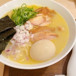 【塩】鶏白湯らぁ麺極み