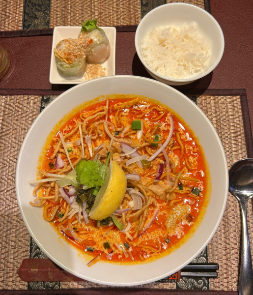 「カオソーイ・ガイセット ¥1380」@タイ料理レストラン Smile Thailandの写真