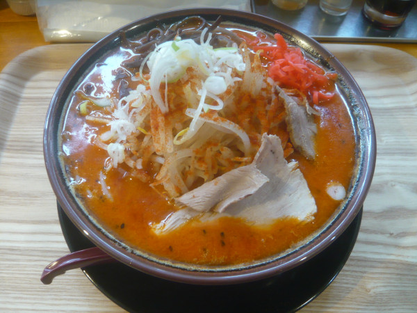 「辛みそとんこつ（+辛味）」@博多長浜とんこつ亭の写真