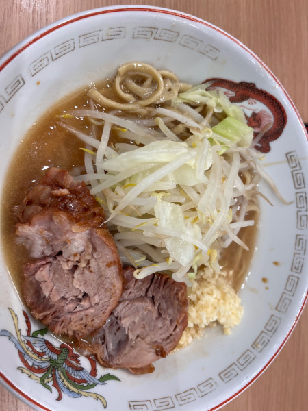 「ミニラーメン麺125g豚2枚950円」@ラーメン豚山 金沢文庫店の写真