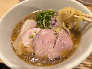 「貝出汁中華そば(醤油)(950)」@貝麺 あおみの写真