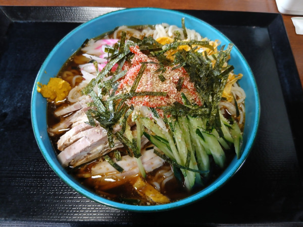 「冷やし中華 900円」@生蕎麦 満留賀の写真