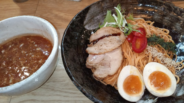 「唐辛子麺の、つけ麺。」@麺処 あずきの写真