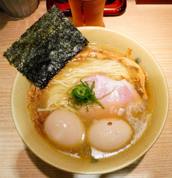 「塩そば（味玉入り）＋生ビール」@Ramen にじゅうぶんのいちの写真