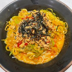 冷やし坦々麺 ミニチャーハン付 ¥1617(税込)