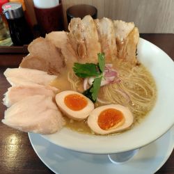 濃厚福島鶏白湯＋特製三種肉盛