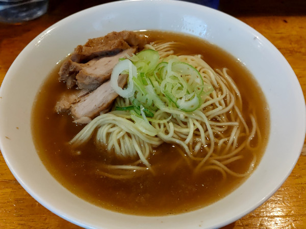 「肉そば(中盛:1,050円)」@自家製麺 伊藤の写真