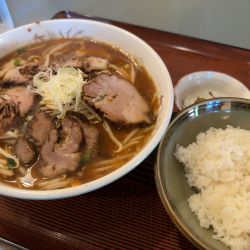 味噌チャーシュー＋半ライス