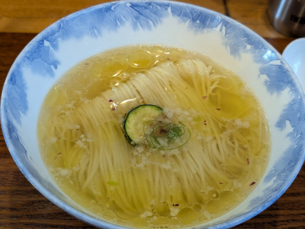 「塩出汁かけらぁ麺」@Ramen FeeLの写真