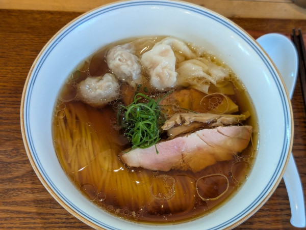 「特上醤油らぁ麺」@Ramen FeeLの写真
