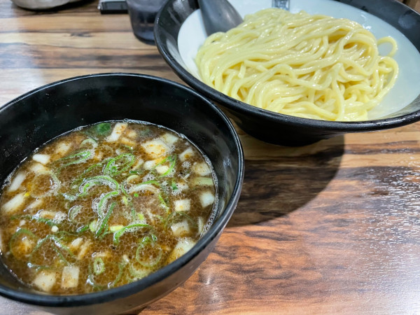 「濃厚豚骨醤油つけ麺（期間限定）」@豚骨醤油らーめん 誠屋 八幡山本店の写真