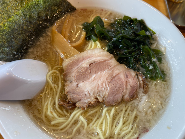 「正油ラーメン・麺硬め味薄目：690円」@ラーメンショップ椿 二本松店の写真