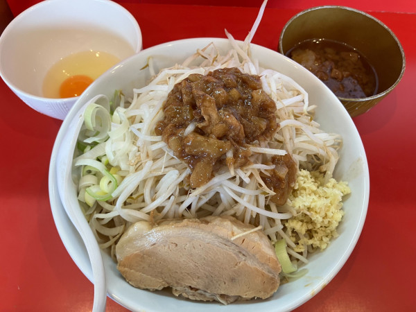 「ラーメン＋追加アブラ､生卵」@豚ゆうの写真