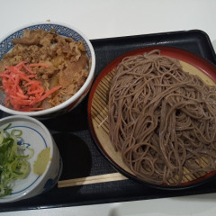 吉野家 イオンモール川口前川店の画像