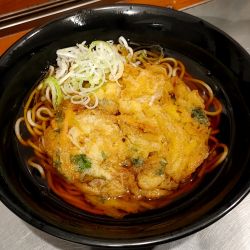 かき揚げそば（470円）