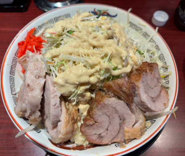 「冷やし中華+豚2枚」@豚山 白楽店の写真