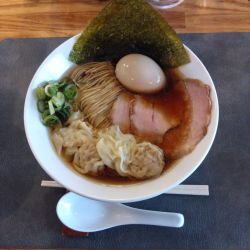特製醤油ラーメン＋チャーシュー