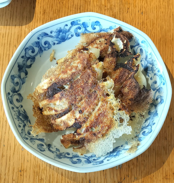 「焼きギョーザ 540円＋税」@利興の写真