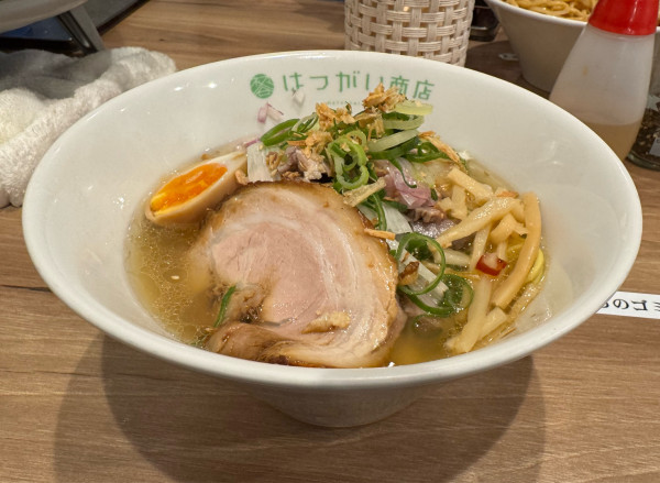「【ｽﾃｯｶｰ限定】ネギラーメン」@はつがい商店の写真