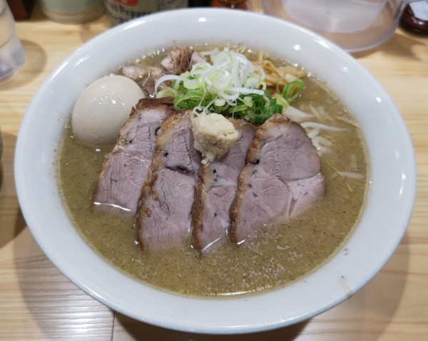 「味噌チャーシューメン+煮玉子」@三ん寅の写真