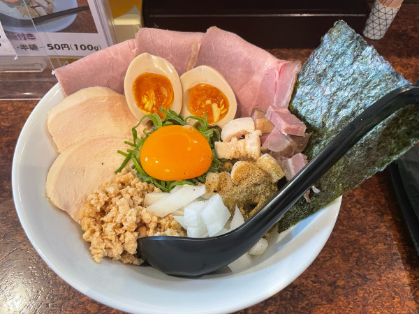 「特製まぜそば」@らーめん moa⁡⁡の写真