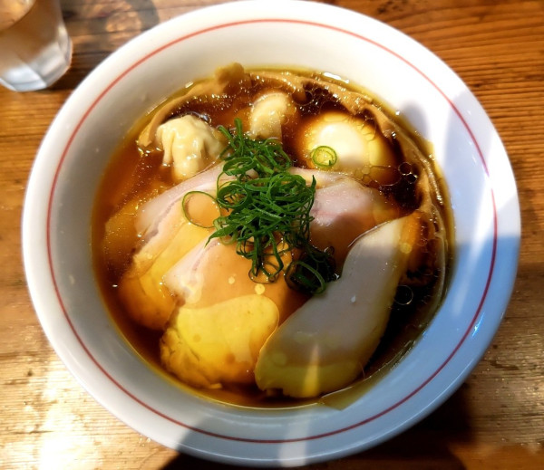 「特製醤油ラーメン」@ラーメン屋 トイ・ボックスの写真