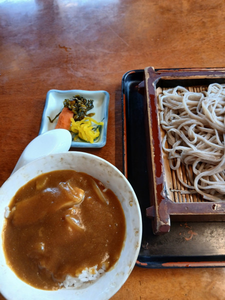 「ミニカレー丼・もり蕎麦セット 1000円」@高砂家の写真