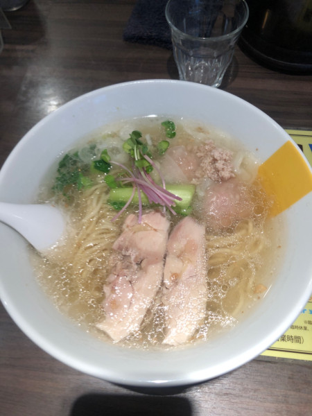 「塩生姜らー麺ワンタン入り」@塩生姜らー麺専門店MANNISHの写真