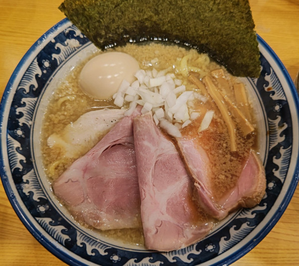 「特製背脂煮干そば」@中華そば 児ノ木の写真