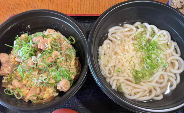 「親子丼セット」@激安酒場 わが家の写真