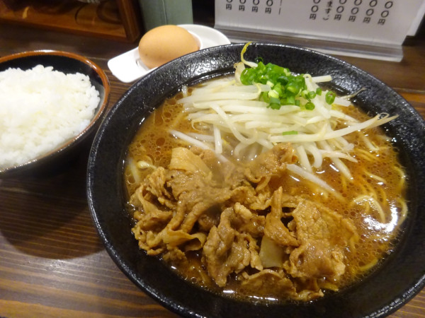 「徳島ラーメン（1,200円）＋ミニライス（タダ）」@Noodle create Marryの写真